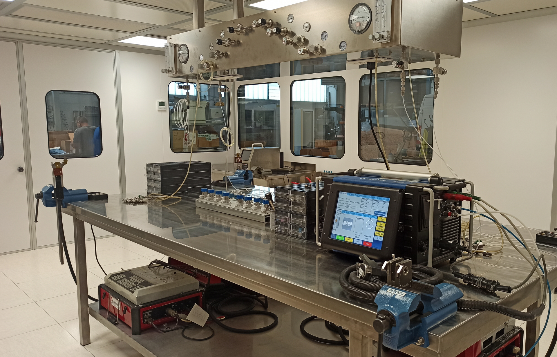 Clean Room - 11_1920_1231