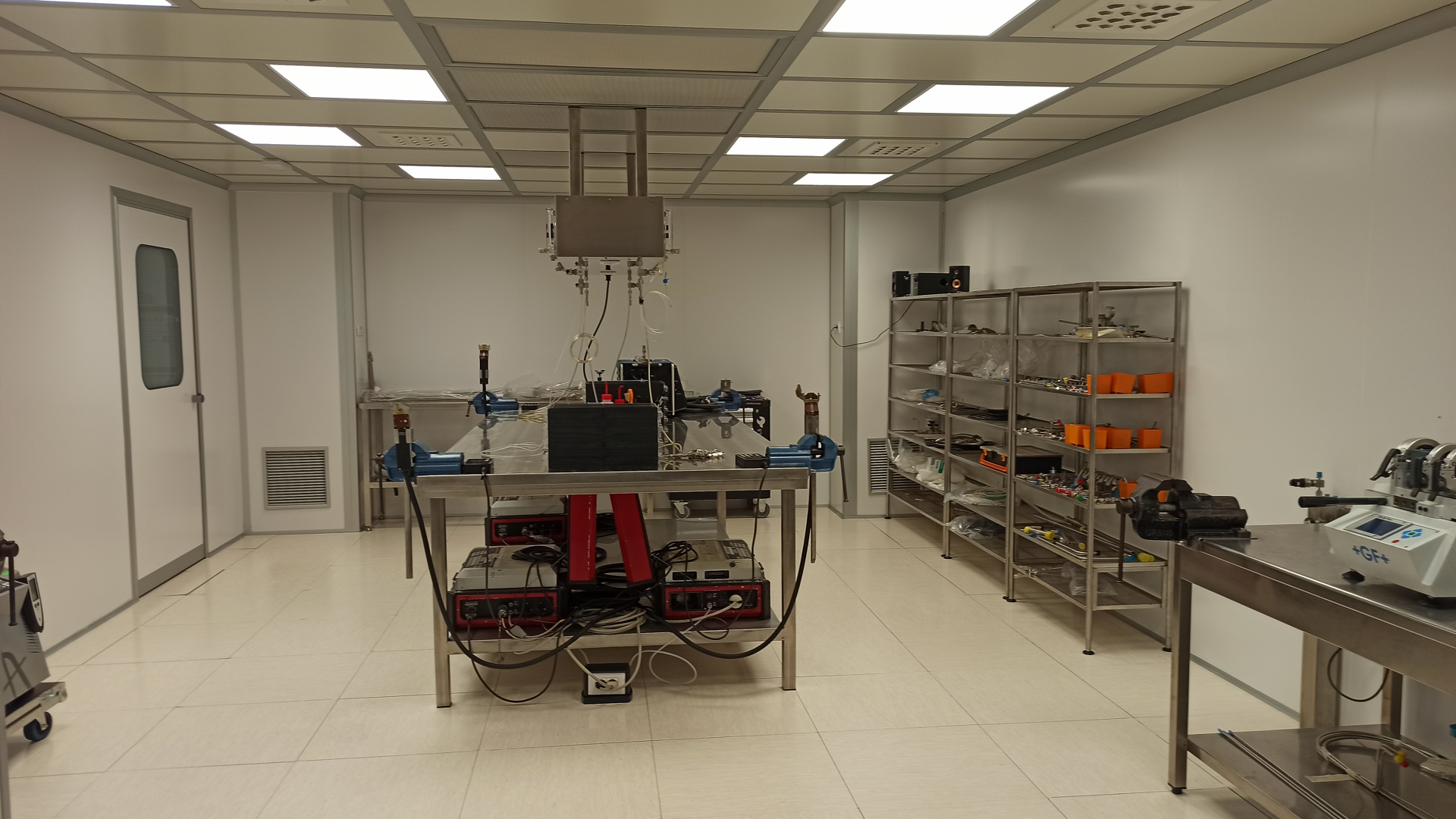 Clean Room - 1_1920_1080